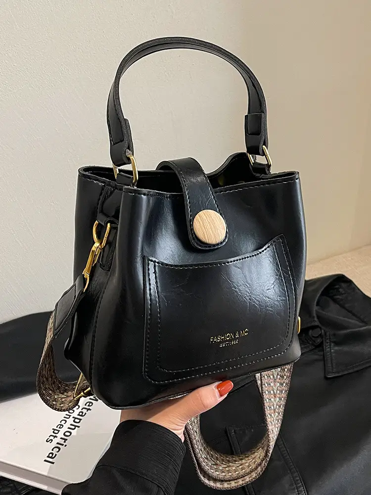 Women's Brown Leather Shoulder Bag with Gold Plated Handle - Image 6