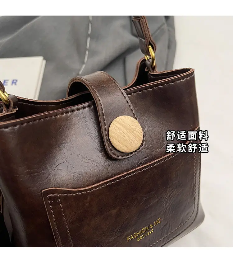 Women's Brown Leather Shoulder Bag with Gold Plated Handle — feature 12