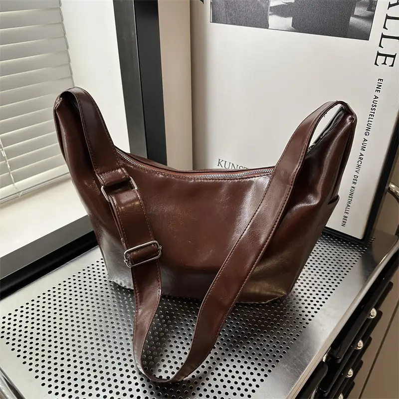Brown Leather Shoulder Messenger Bag Large Capacity - Image 5