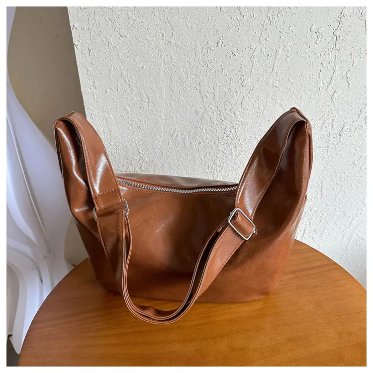 Brown Leather Shoulder Messenger Bag Large Capacity — feature 12
