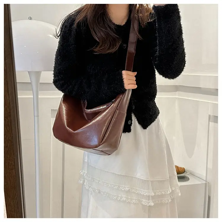 Brown Leather Shoulder Messenger Bag Large Capacity — feature 21