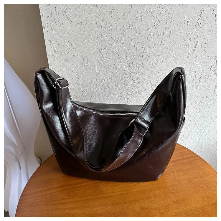 Brown Leather Shoulder Messenger Bag Large Capacity - Image 2