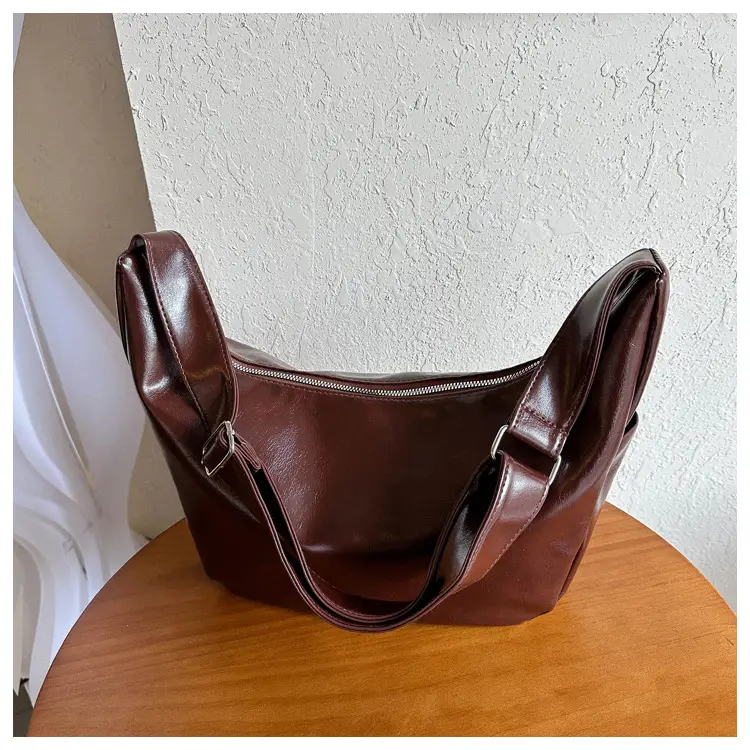 Brown Leather Shoulder Messenger Bag Large Capacity - Image 3