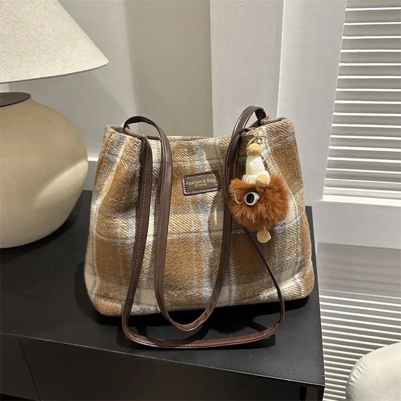 Korean Plaid Shoulder Bag Women Winter 2023 - Image 7