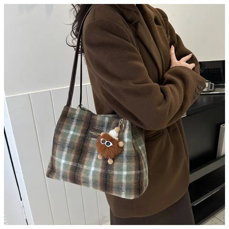Korean Plaid Shoulder Bag Women Winter 2023 — feature 16
