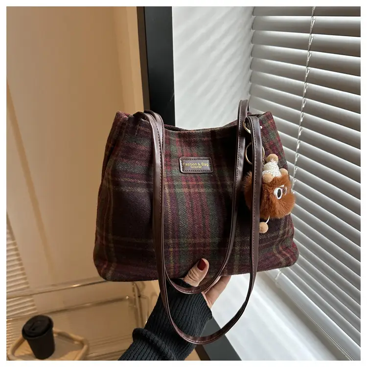 Korean Plaid Shoulder Bag Women Winter 2023 — feature 21