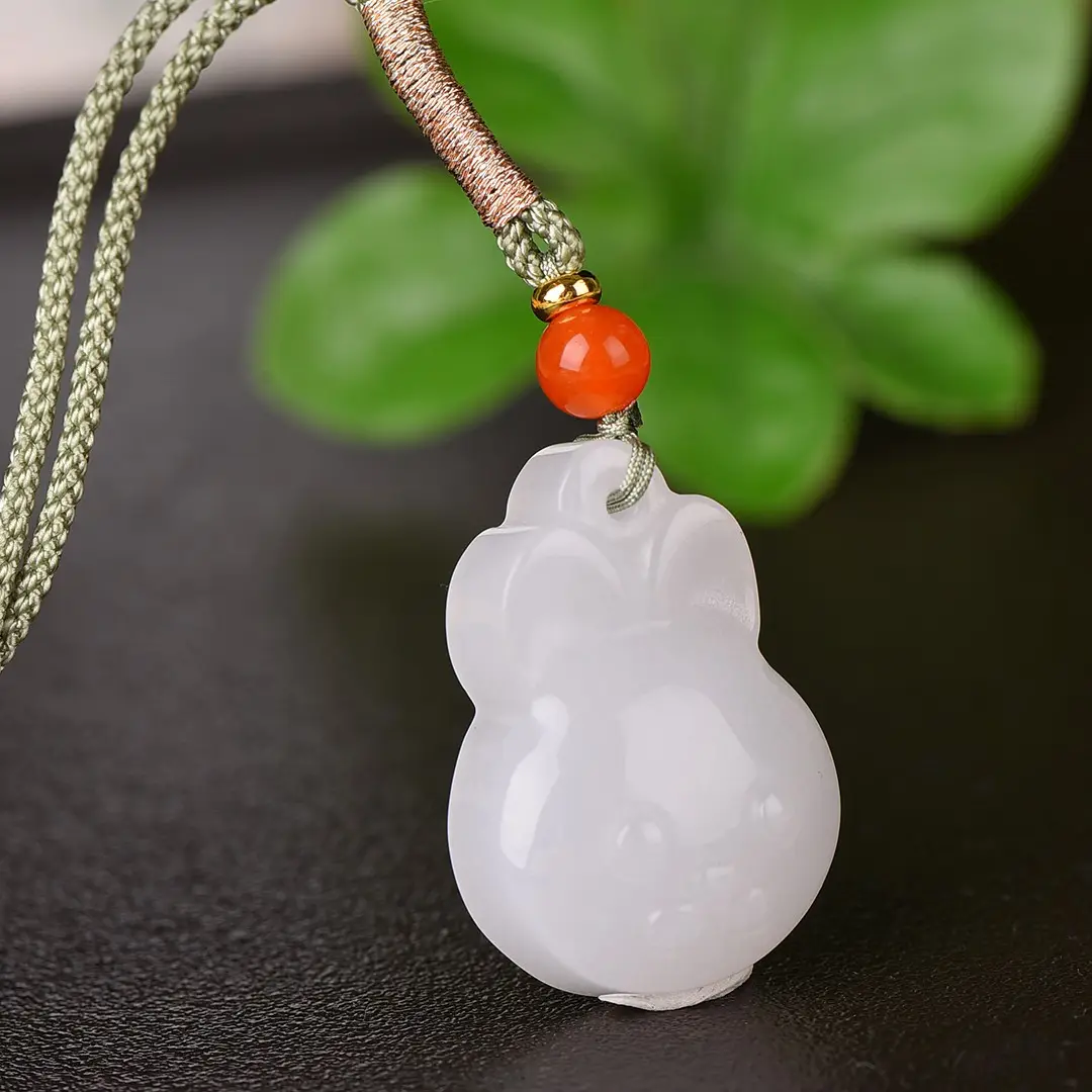 White Jade Bear Pendant with Red Stone - Image 3