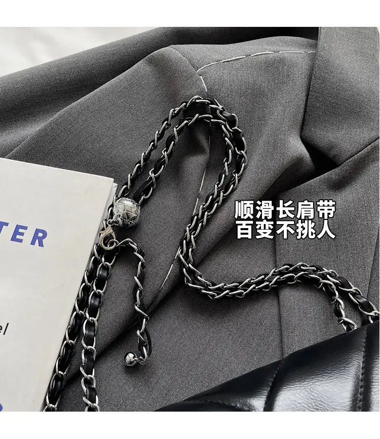 Lingge Chain Women's White Crossbody Bag 2023 — feature 4