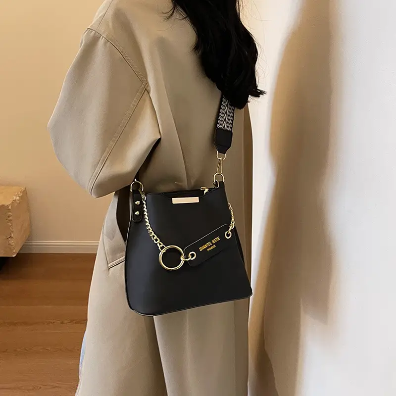 2026 New Crossbody Bag Black Gold Chain Wide Strap - Image 8