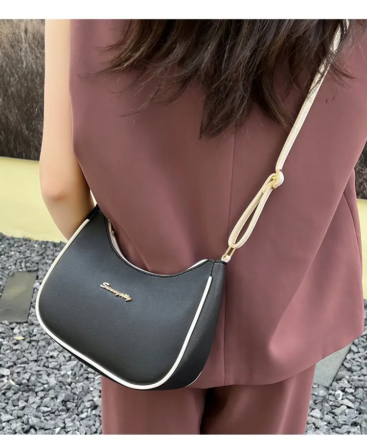 Women's Cream Contrasting Shoulder Bag 2023 — feature 13