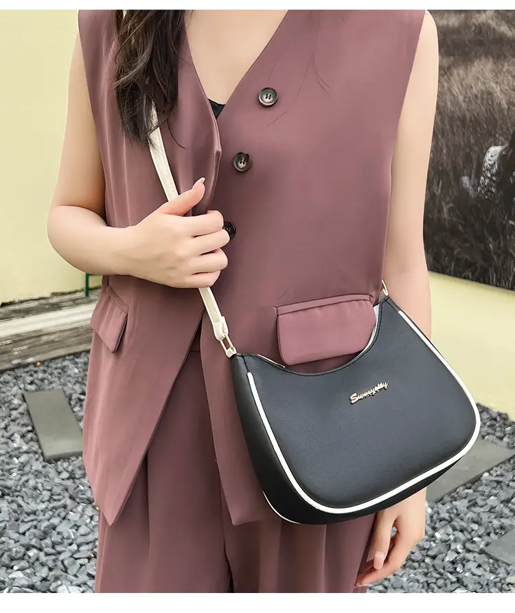 Women's Cream Contrasting Shoulder Bag 2023 — feature 14