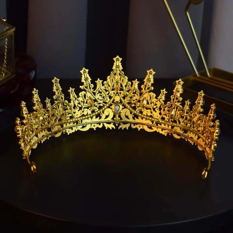 Luxury Rhinestone Bridal Crown for Women — feature 15