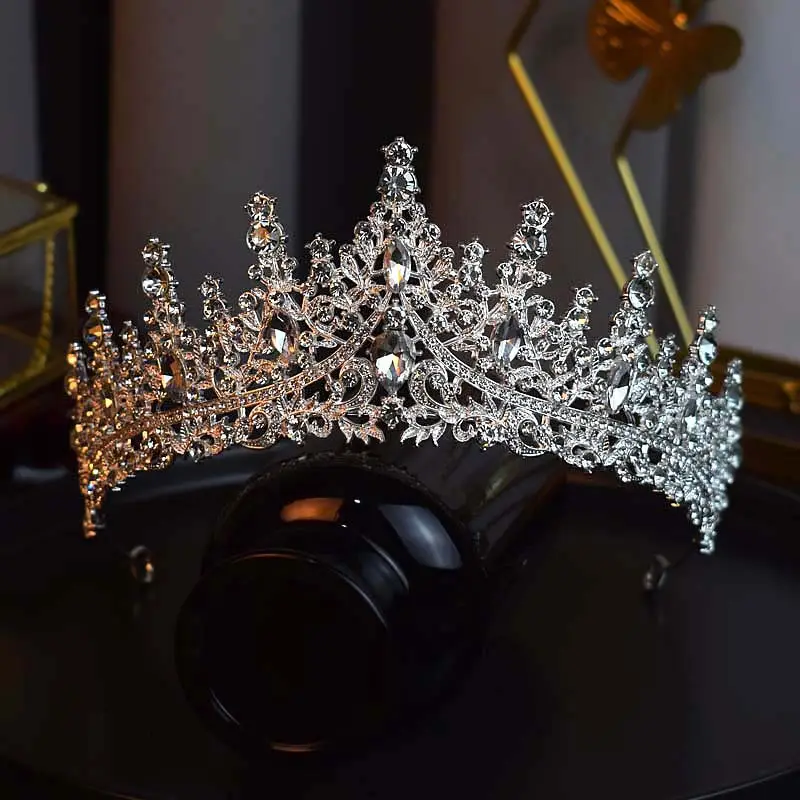 Luxury Rhinestone Bridal Crown for Women — feature 8