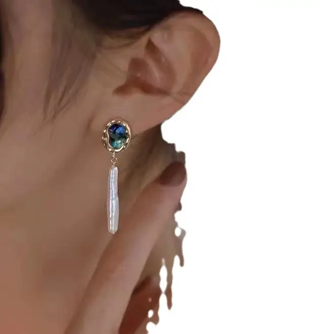 S925 Silver Pearl Earrings with Crystal Top Design