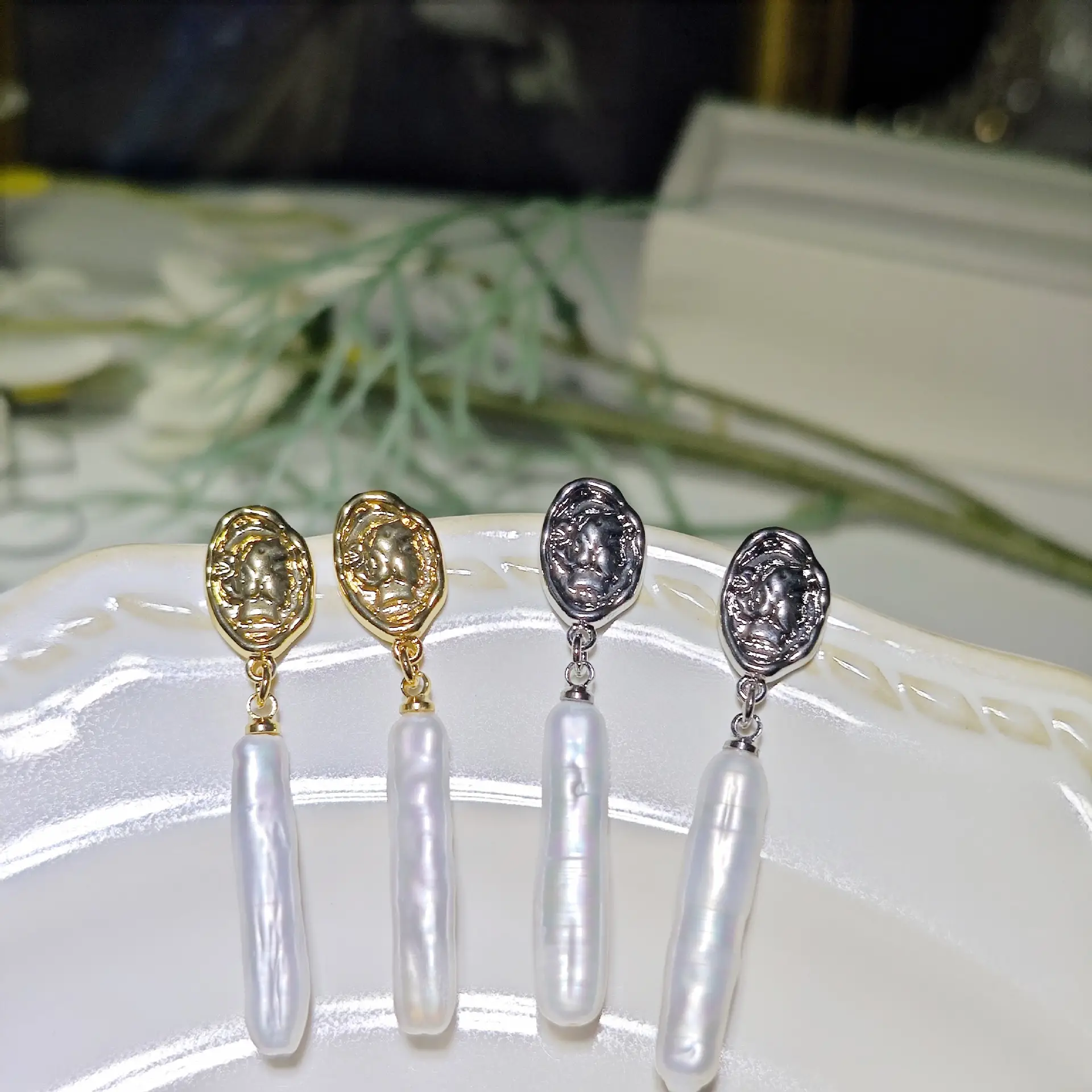 S925 Silver Pearl Earrings with Crystal Top Design