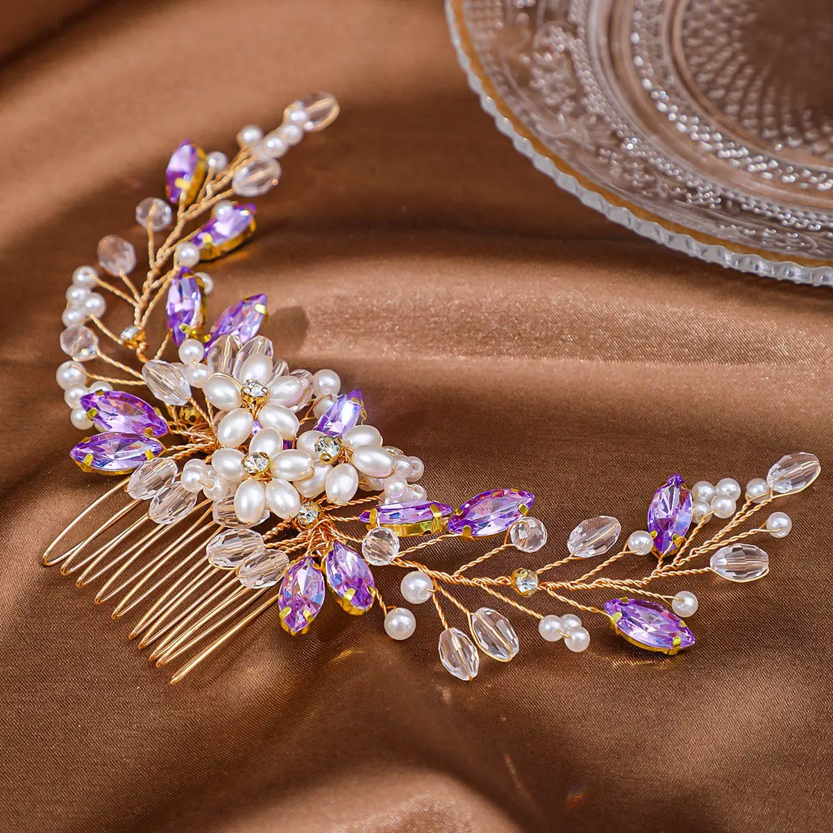 Pearl Leaf Hair Comb for Wedding Dress Styling - Image 5