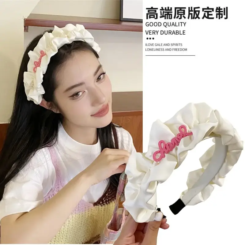 Black Pleated Skull Top Hairband for Women - Image 10