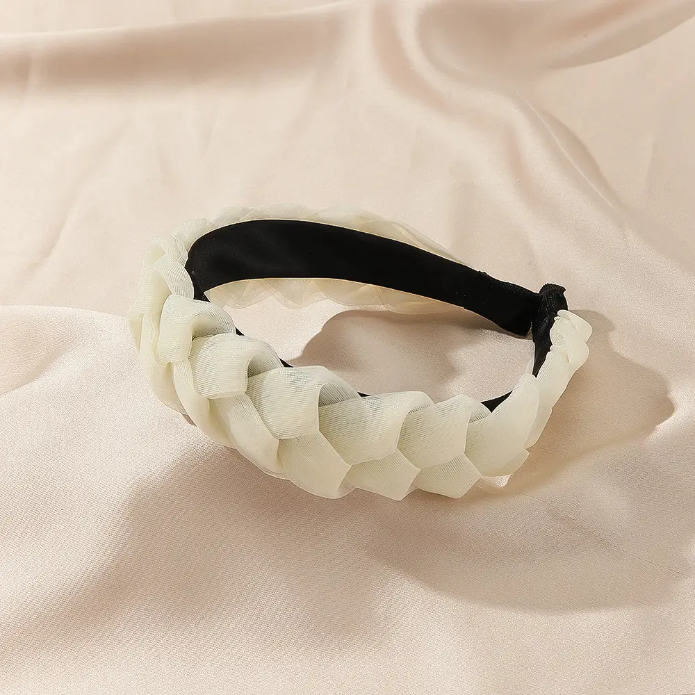 Black Pleated Skull Top Hairband for Women - Image 29