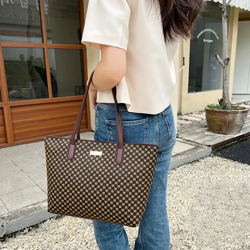 Pink Printed Women's Tote Bag with Leather Handles — feature 23