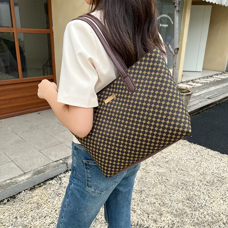 Pink Printed Women's Tote Bag with Leather Handles — feature 25