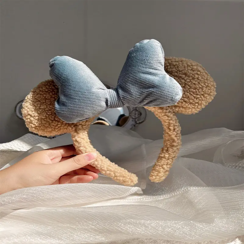 Cute Plush Heart Headband for Women - Image 24