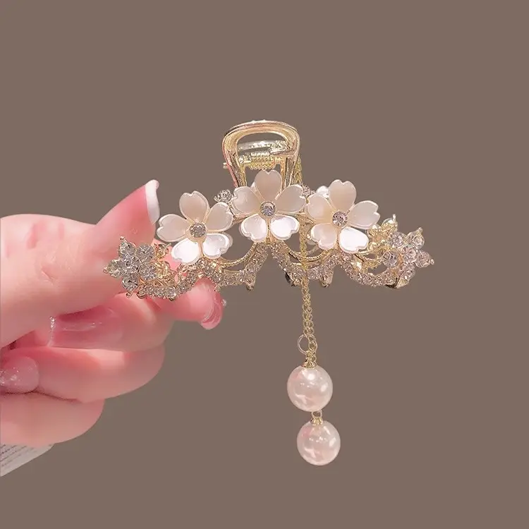 Jasmine Hairpin with Pearl Drop & Shark Clip - Image 4
