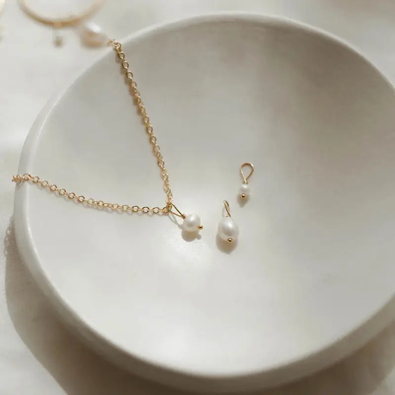Korean Flow Pearl Necklace & Earrings Set Gold - Image 6