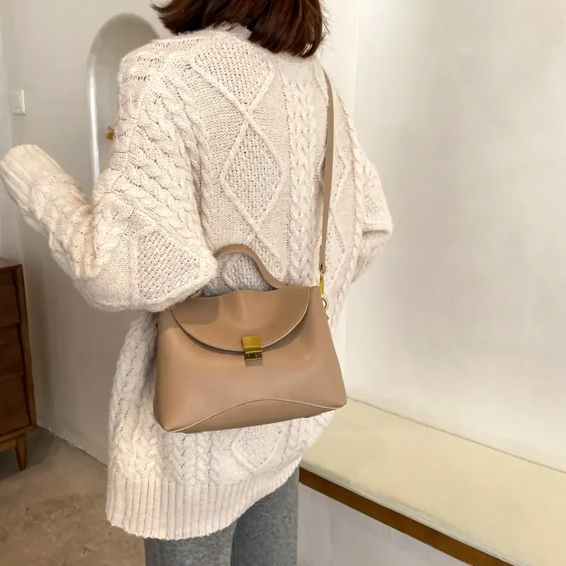 Black Women's Shoulder Messenger Bag with Gold Clasp - Image 8