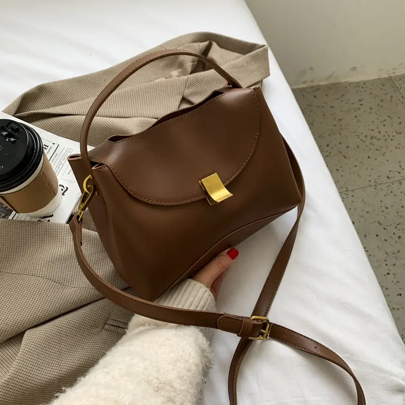 Black Women's Shoulder Messenger Bag with Gold Clasp - Image 3
