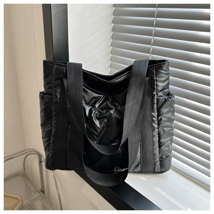 Women's Winter Padded Shoulder Bag Black Large Capacity — feature 10