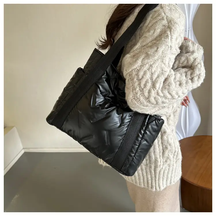 Women's Winter Padded Shoulder Bag Black Large Capacity — feature 13