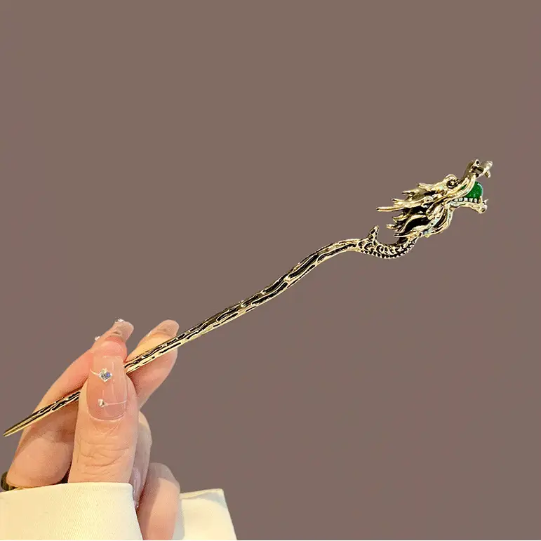 Flying Dragon Play Pearl Hairpin Female Niche Design
