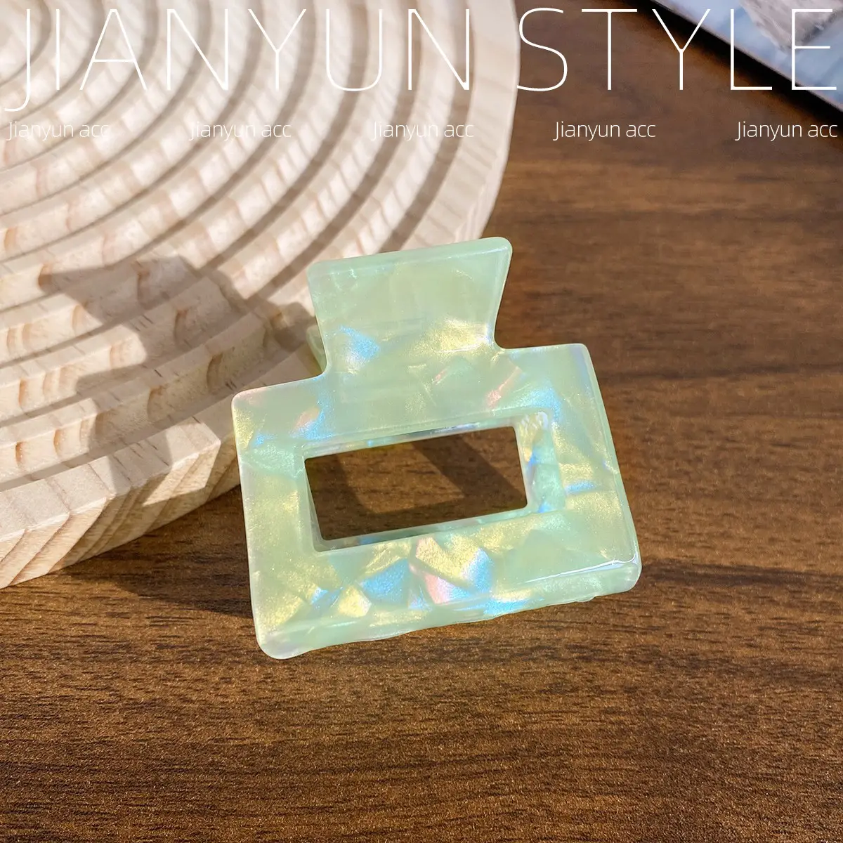 New Symphony Pvc Shark Clip Hair Accessory for Women - Image 4