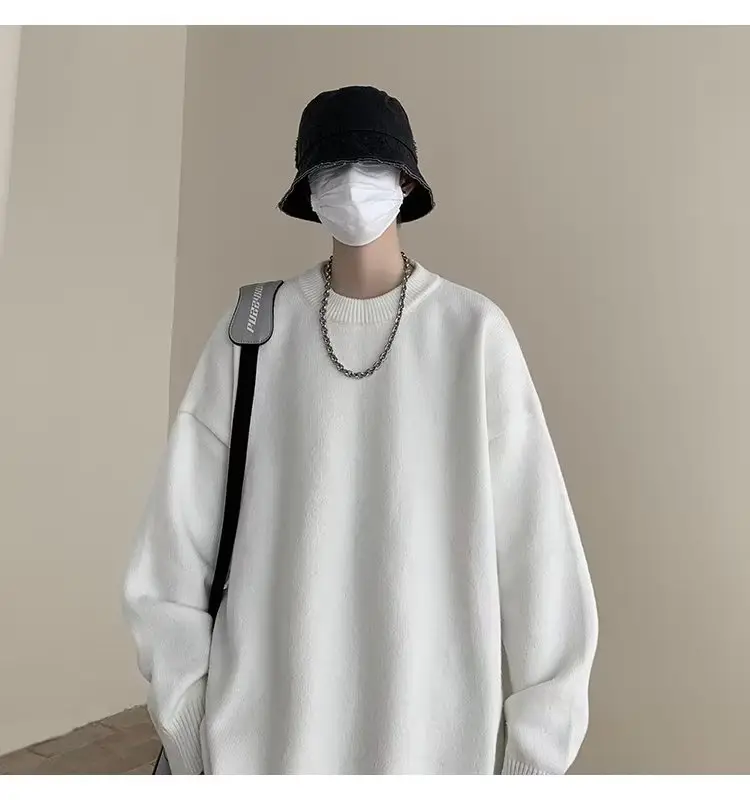 Men Black Japanese Retro Sweater S-Back Loose Fit — feature 4