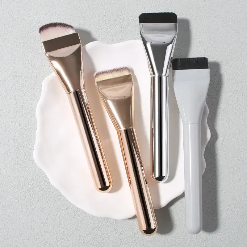 Ultra-thin One-Letter Makeup Brush for Concealer & Powder - Image 10