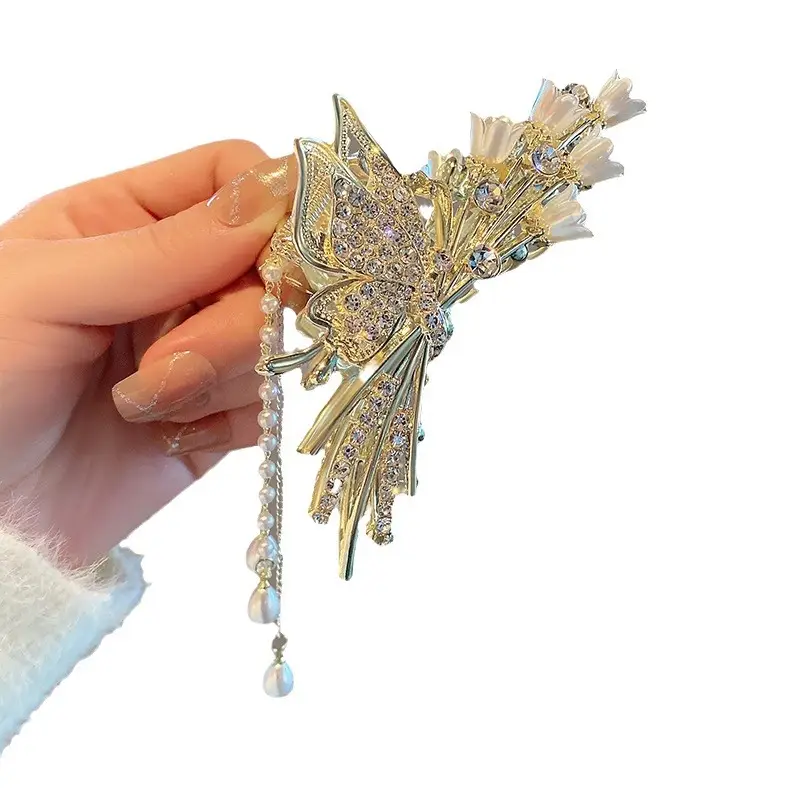 Lily Butterfly Hairpin with Tassel Back Clip - Image 6