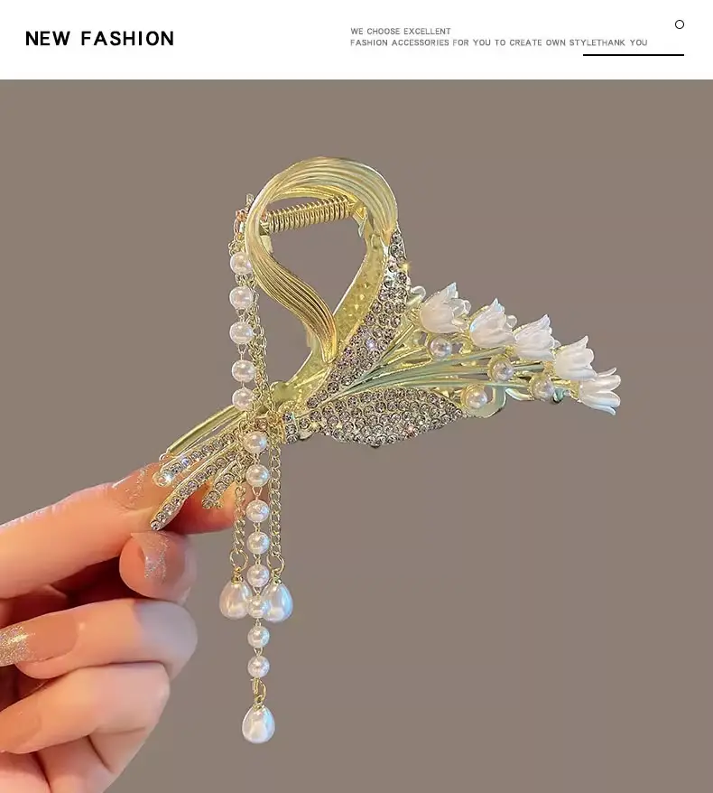 Lily Butterfly Hairpin with Tassel Back Clip — feature 10