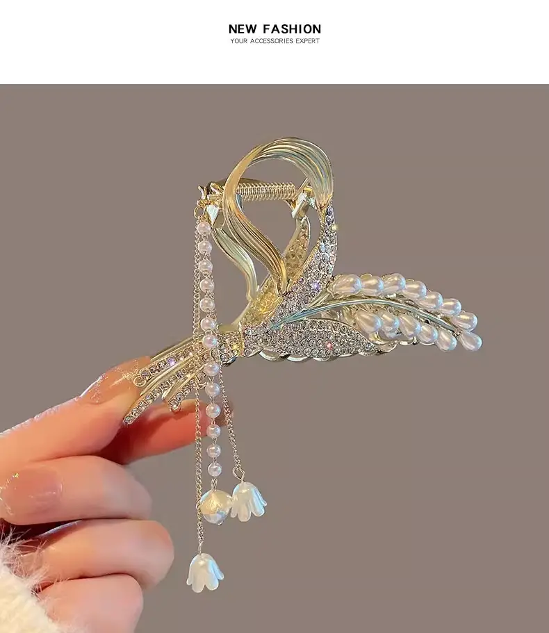 Lily Butterfly Hairpin with Tassel Back Clip — feature 5