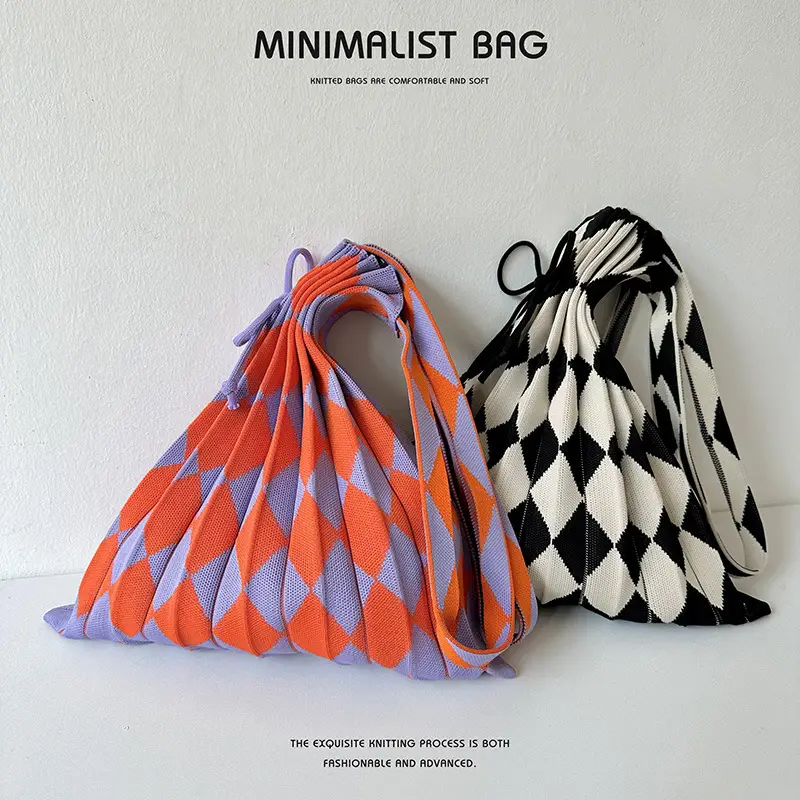 New Knitted Folded Bag Large Diamond Plaid Women's Travel Bag