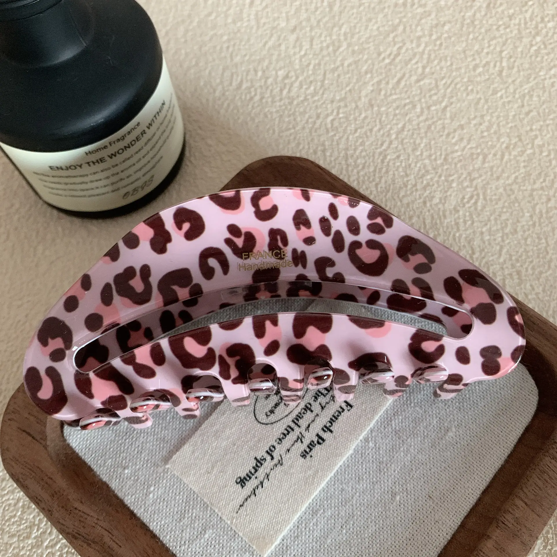 Pink Leopard Print Bow Grip Head Cover for Girls - Image 2
