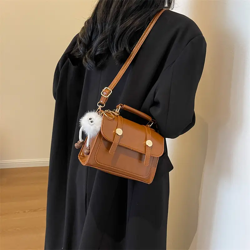 Women's Black Leather Shoulder Bag with Gold Plated Handles - Image 6
