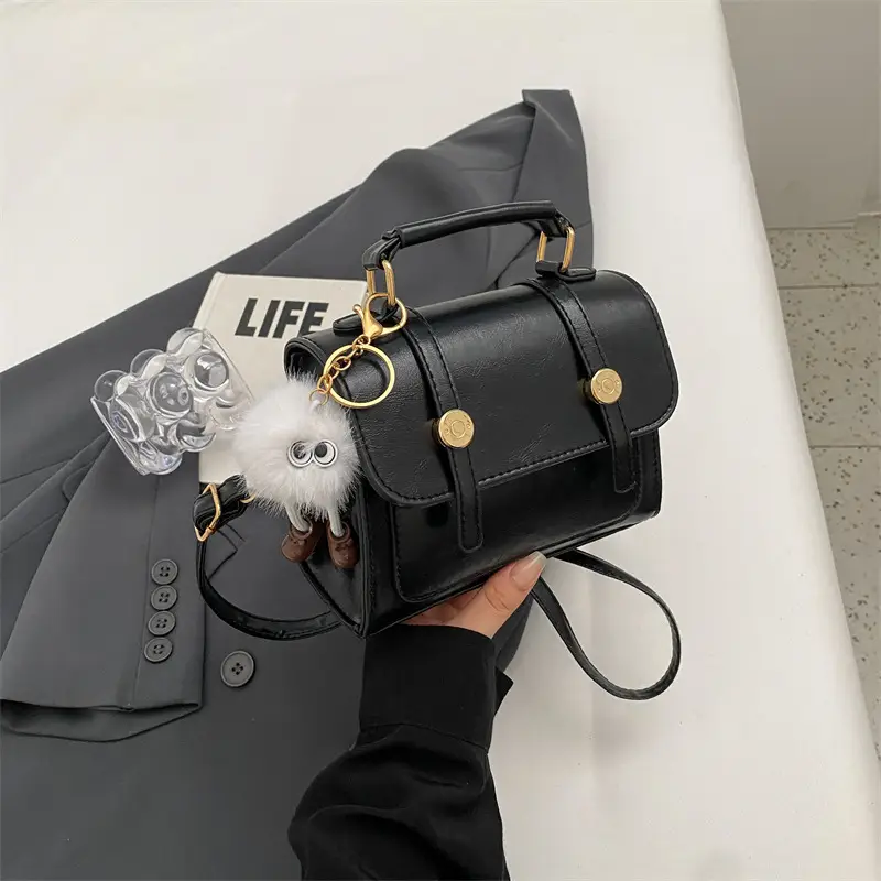 Women's Black Leather Shoulder Bag with Gold Plated Handles - Image 4