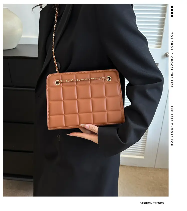 White Quilted Crossbody Bag with Chain Strap — feature 1
