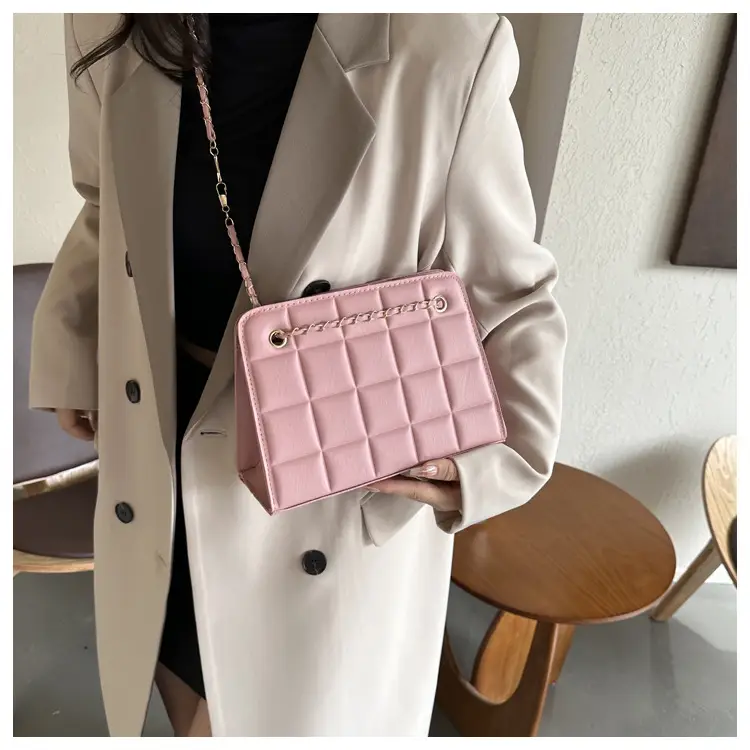 White Quilted Crossbody Bag with Chain Strap — feature 14