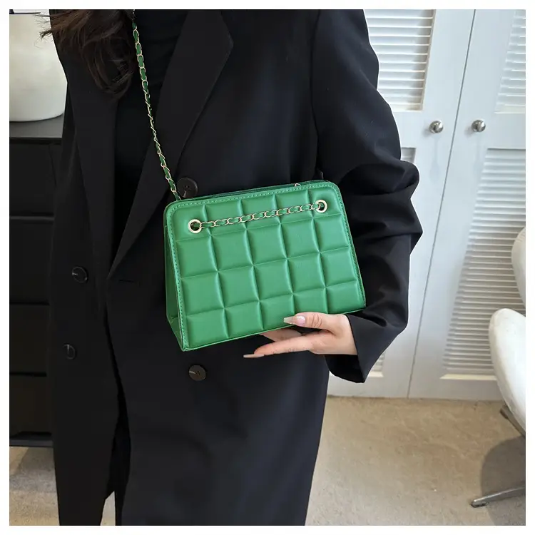 White Quilted Crossbody Bag with Chain Strap — feature 19