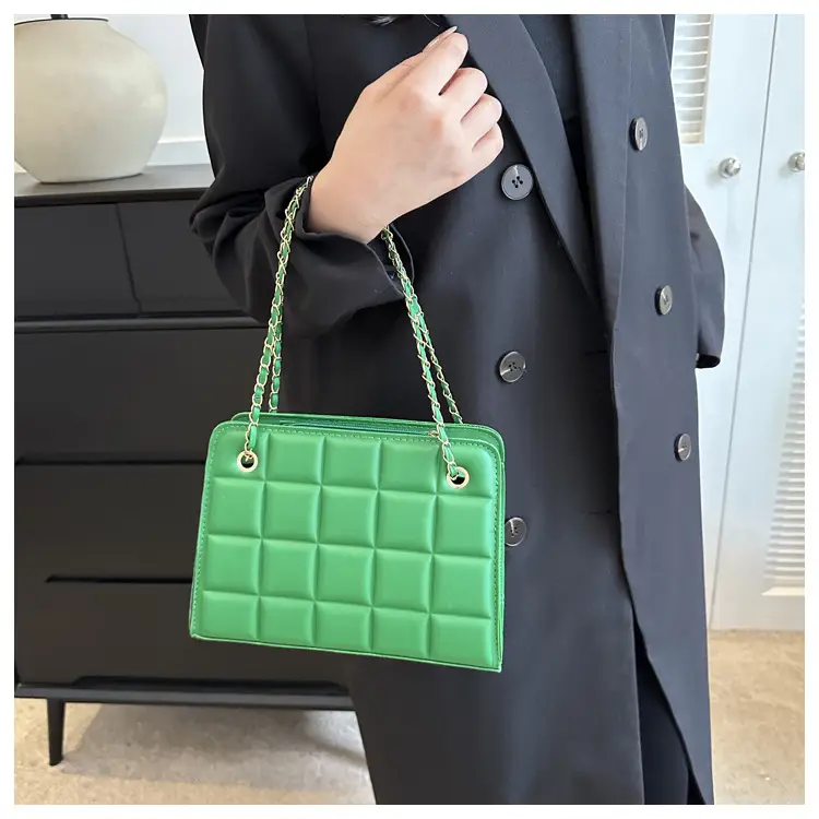 White Quilted Crossbody Bag with Chain Strap — feature 20