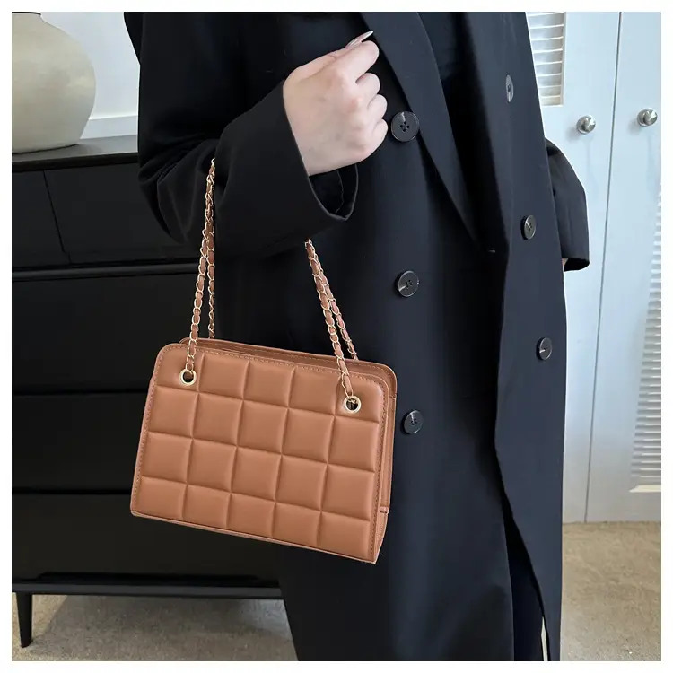 White Quilted Crossbody Bag with Chain Strap — feature 22