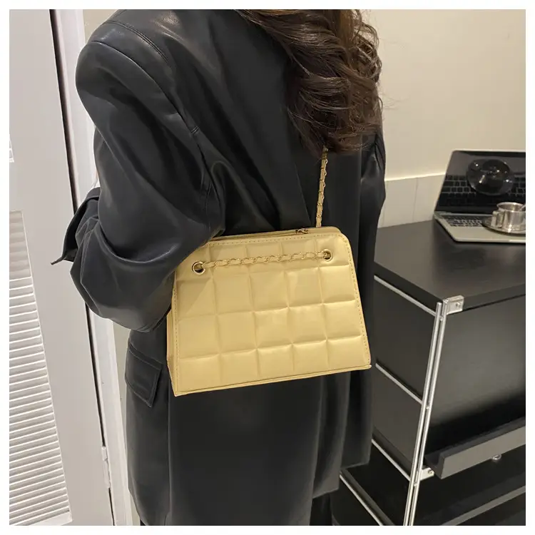 White Quilted Crossbody Bag with Chain Strap — feature 24