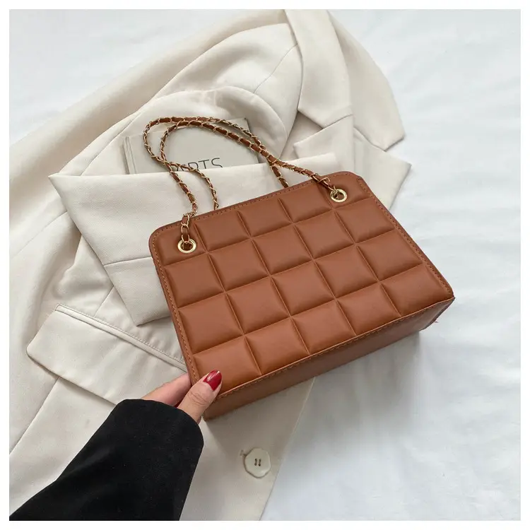 White Quilted Crossbody Bag with Chain Strap — feature 26