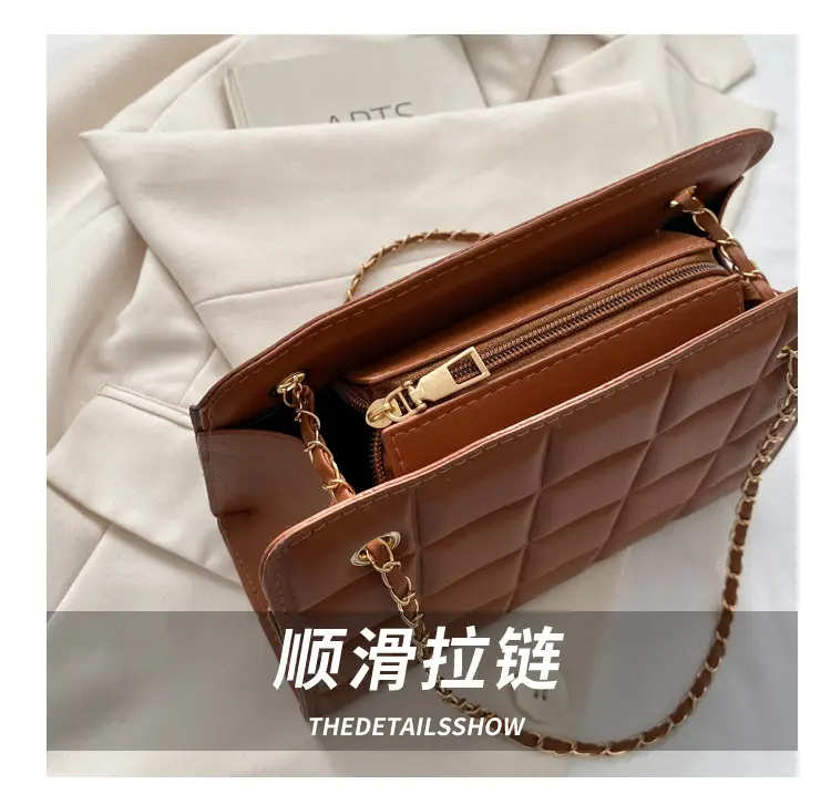 White Quilted Crossbody Bag with Chain Strap — feature 6